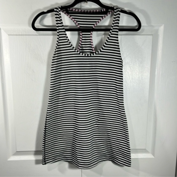 Lululemon cool Racerback tank - Picture 4 of 9